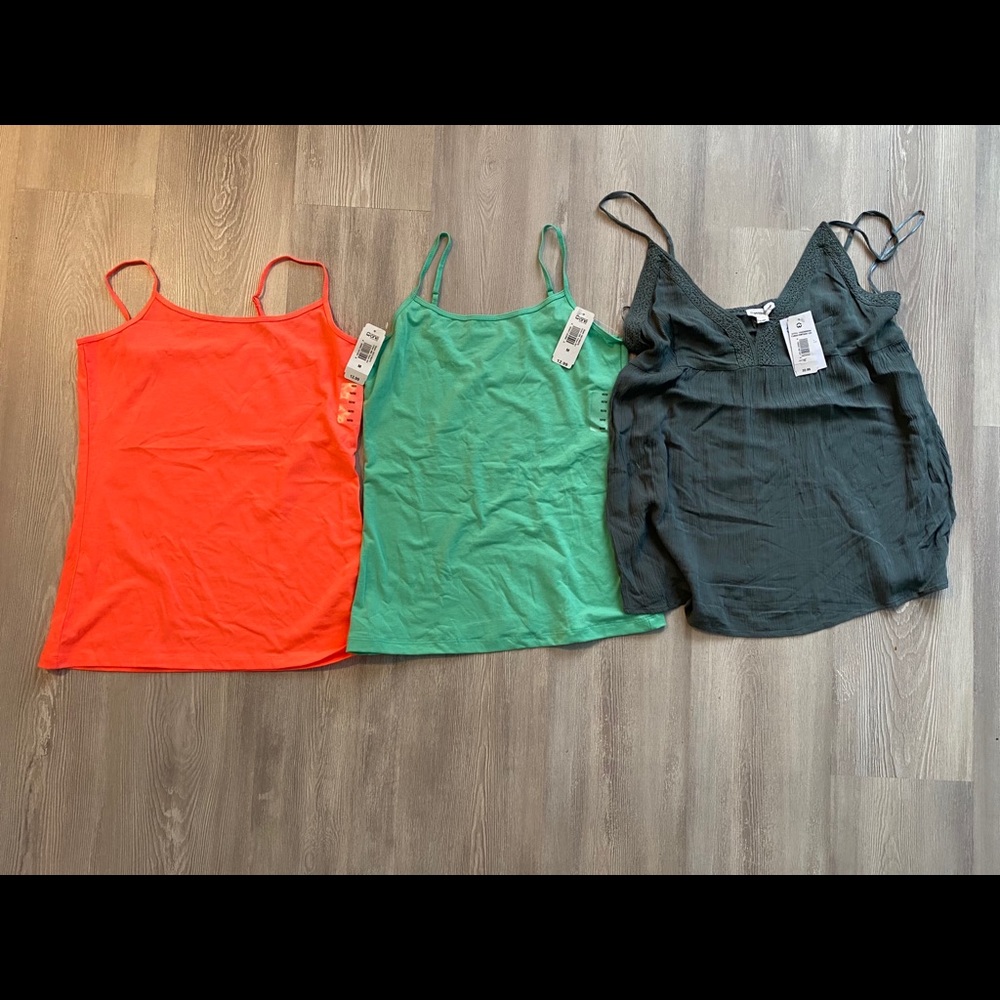 2 NWT Warehouse one shirts size medium- read